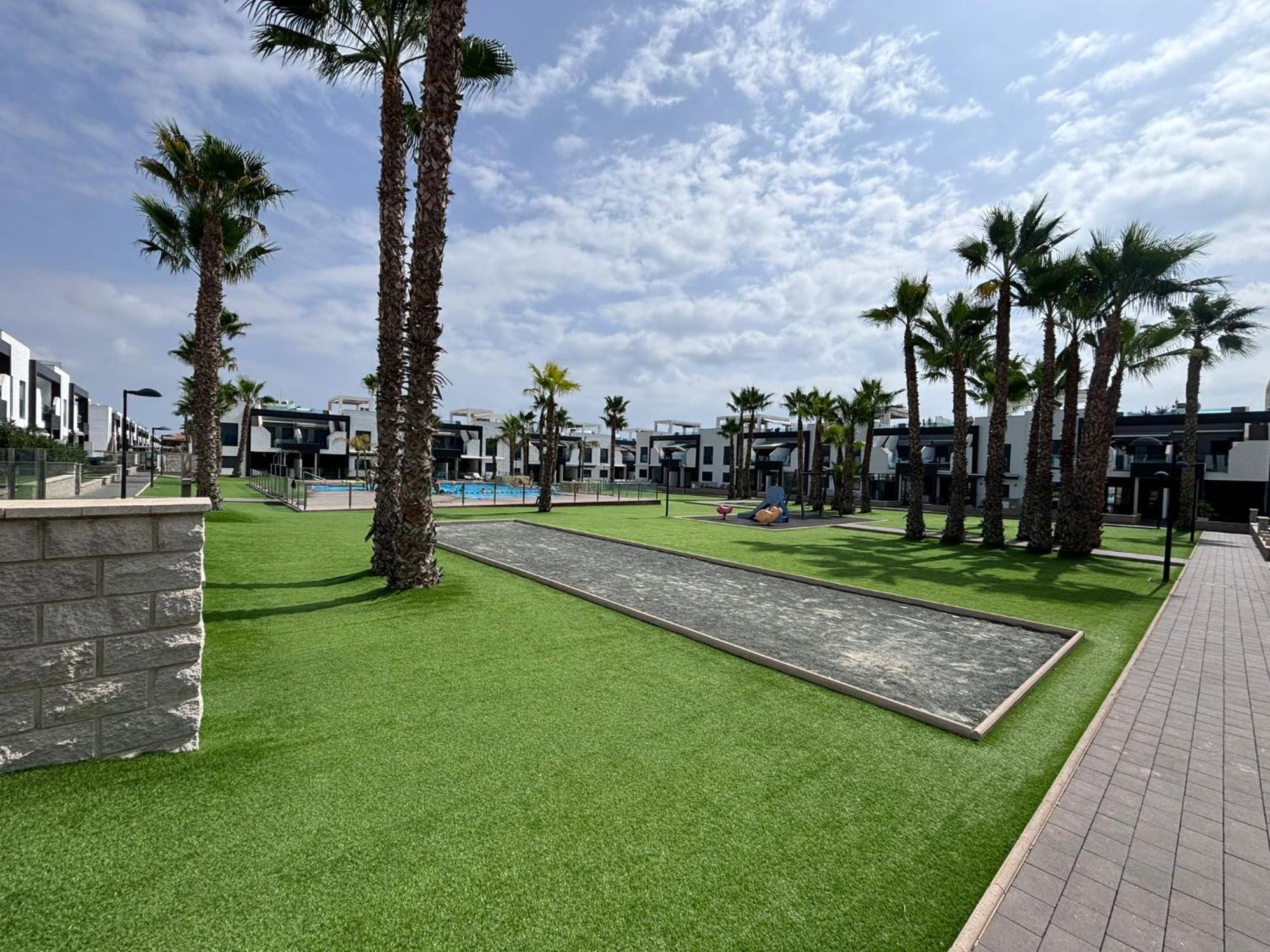La Zenia Oasis *